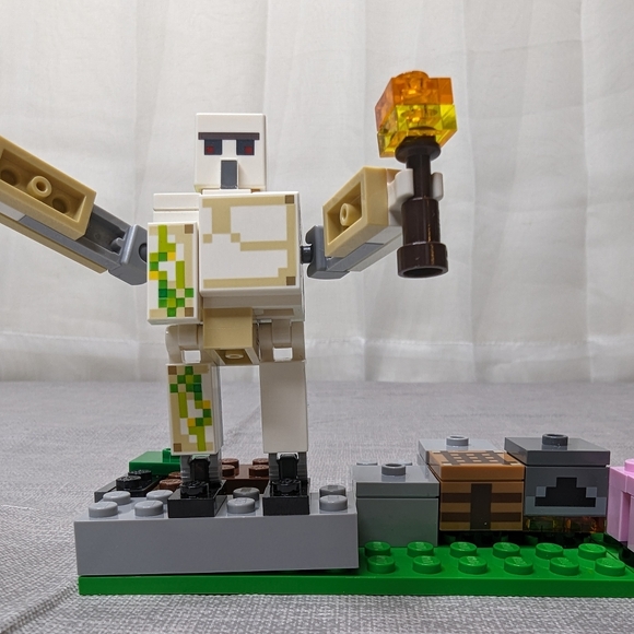LEGO Minecraft 21123 The Iron Golem Pumpkin Steve Pig Minifigures Building Parts - Picture 5 of 16